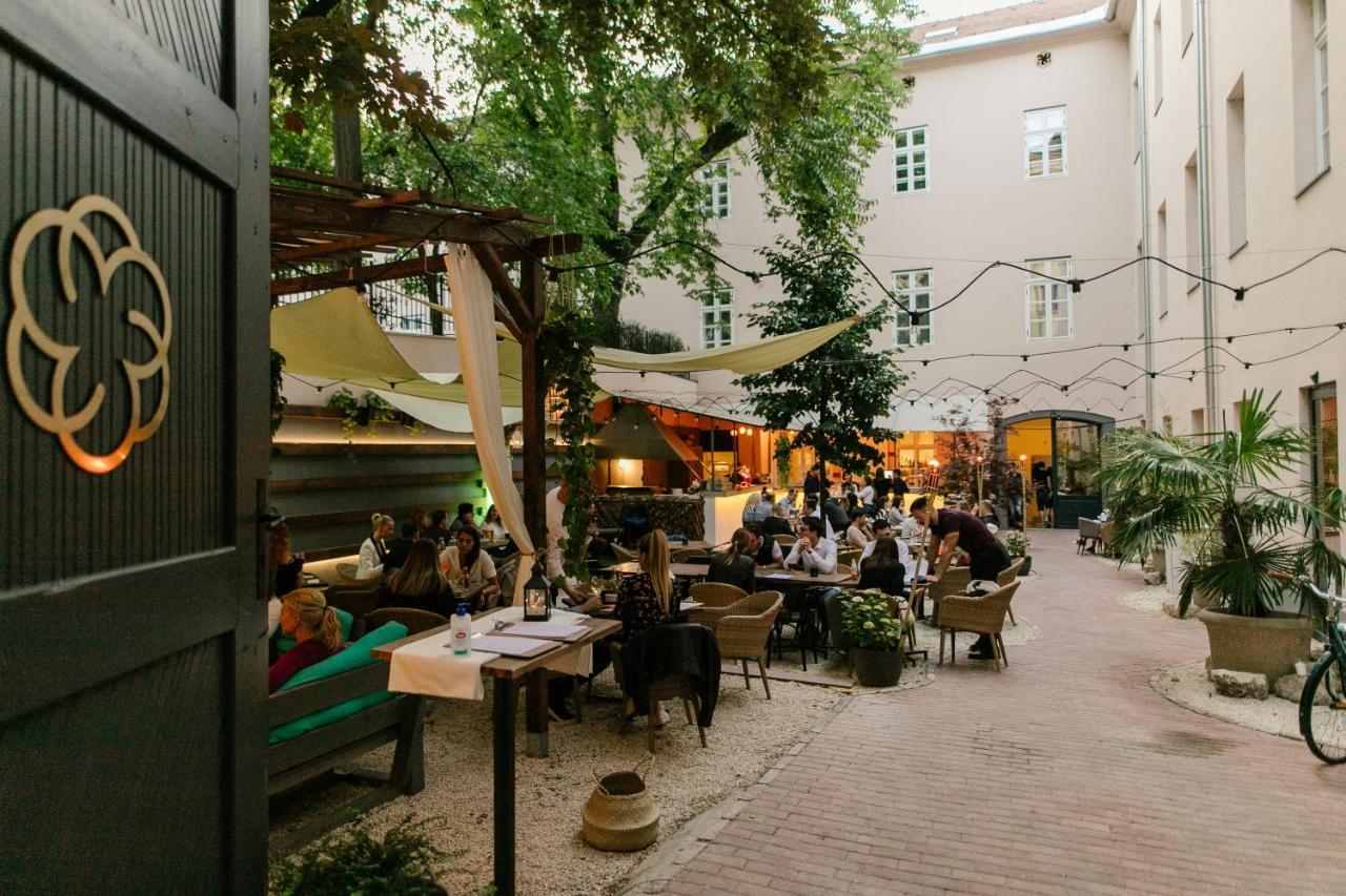 Monastery Boutique Hotel Budapest Luaran gambar